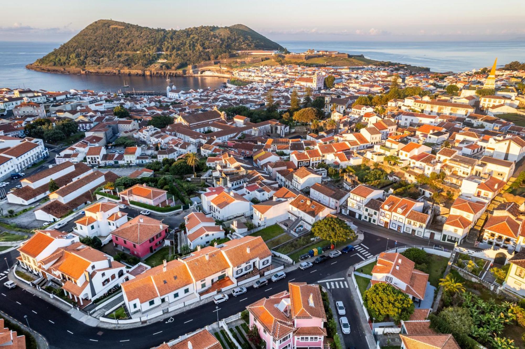 Angra Charming Suites By Seewest Angra do Heroismo Exterior photo